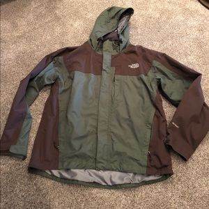 North Face Jacket size MEDIUM for men